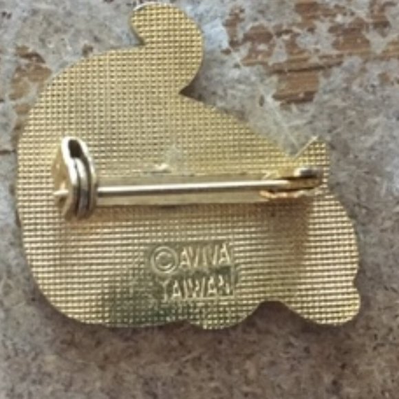 VTG Green & White Striped Enamel Cat Pin Yellow & Gold Tone 1" Taiwan - Picture 7 of 7